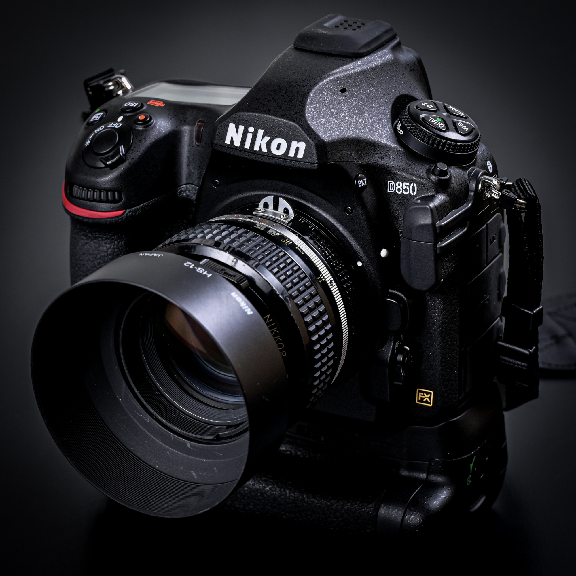 8/23 0時まで】Nikon MB-D18 D850縦グリップ BL5付 - www.sorbillomenu.com